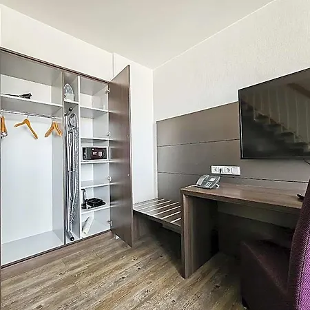 Valemi - Selfservice Hotel